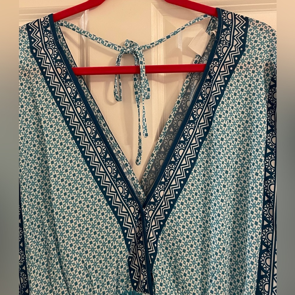 Beach Cover up - Picture 7 of 8